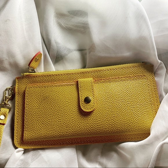 ☀️Fun in the sun summer wallet☀️ - Picture 1 of 8